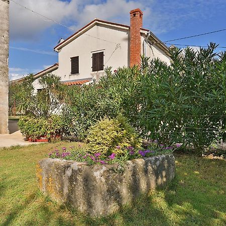 Willa House Monteci 1378 Galižana Zewnętrze zdjęcie