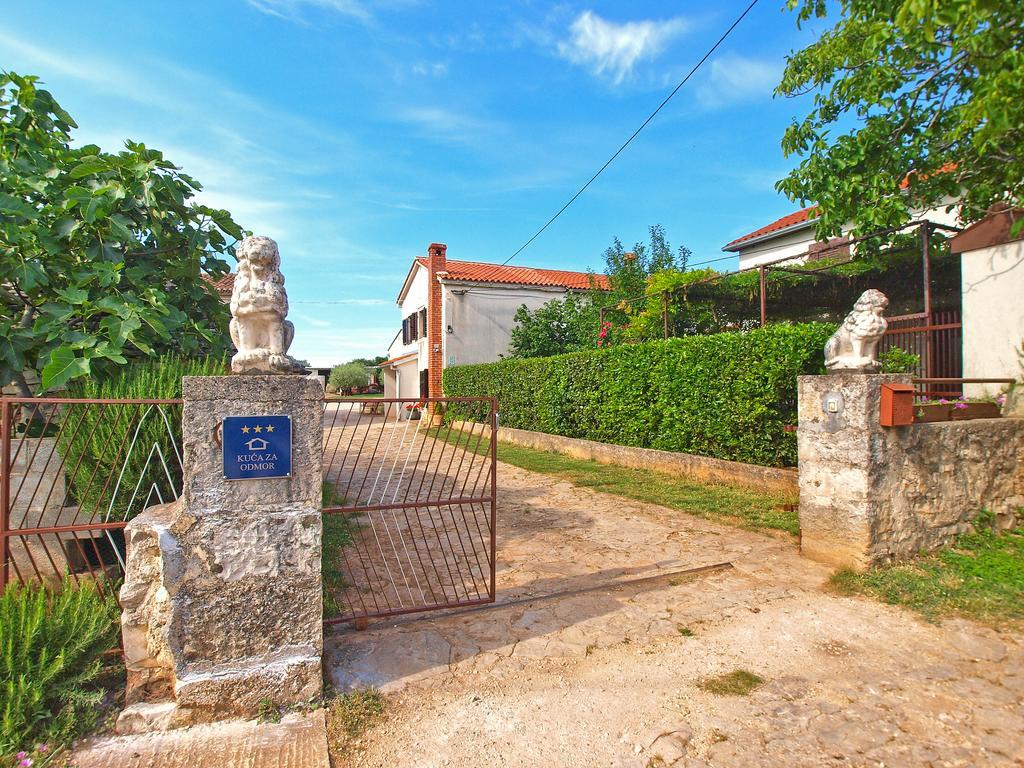 Willa House Monteci 1378 Galižana Zewnętrze zdjęcie